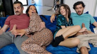 [MylfXTeamSkeet] Sofie Marie And Maya Woulfe &#8211; No Nut November Bet (2023.01.25)