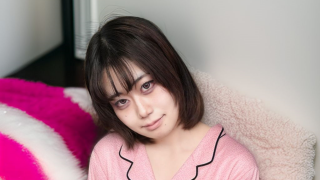 High Quality Bonus, Main Part Face Revealed 980 Points Until 12/1 ⑤ 19-Year-Old Short-Haired Girl Who Loves Older Men. Too Sensitive, Tight Pussy, Deep Cumming! Twitching Convulsions