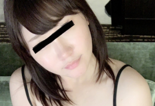 Beautiful woman Posted model F cup Lisa chan Raw squirrel appeal from zero distance