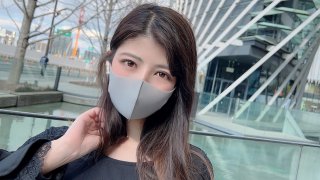 Obedient and serious active female college student beauty who falls into joy blame